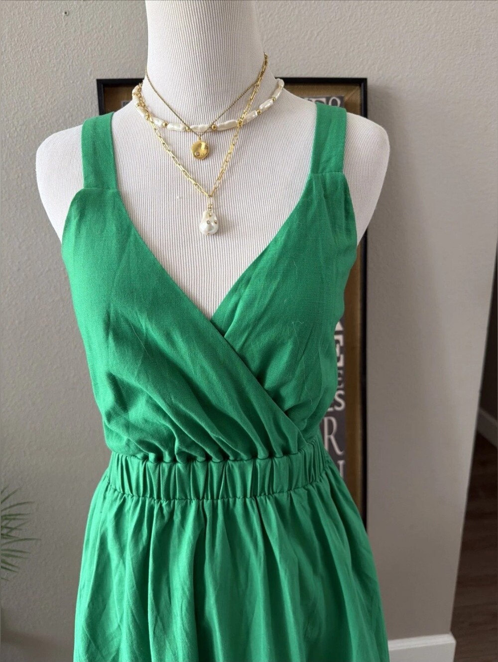 Green Sleeveless V-Neck Maxi Dress - Picture 2 of 5